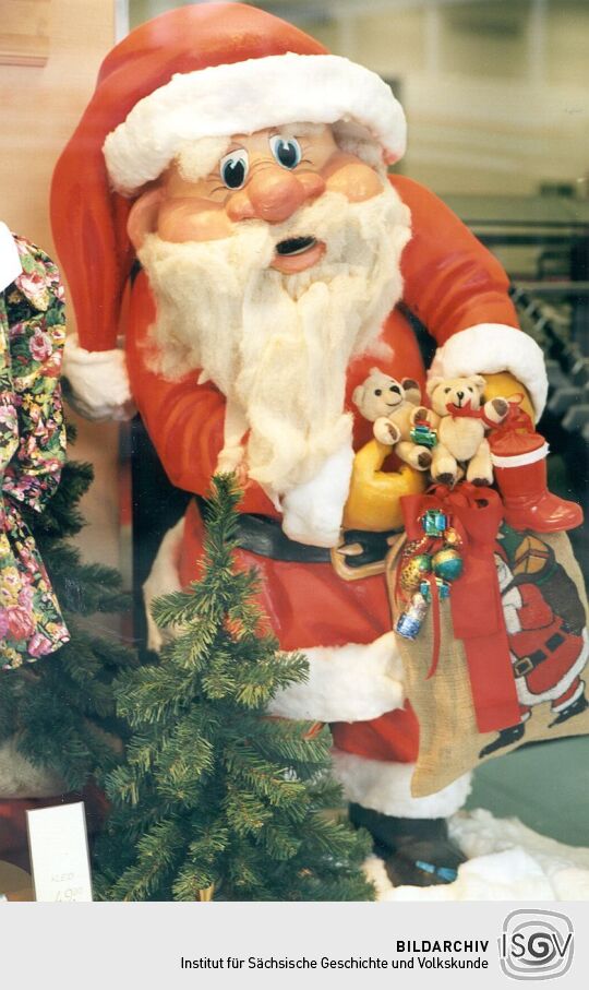 Weihnachtsdekoration in einem Löbauer Kinderkaufhaus