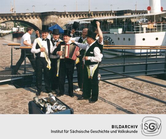 Dampferanlegestelle zu Himmelfahrt in Dresden