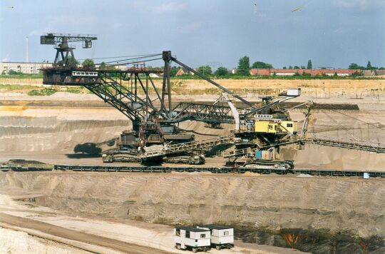 Großbagger im Tagebau bei Neukiritzsch: Schleenhain