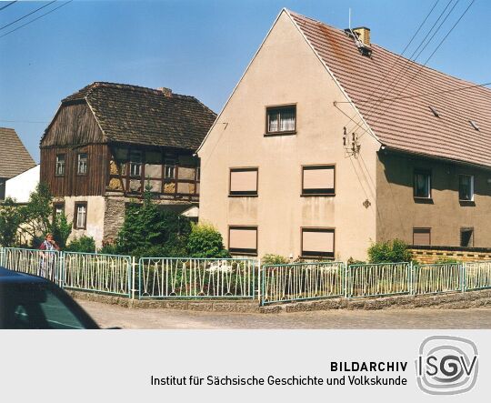 Ehemaliger Bauernhof mit Auszugshaus in Schmannewitz