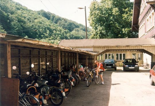 Fahrradschauer am Bahnhof Tharandt