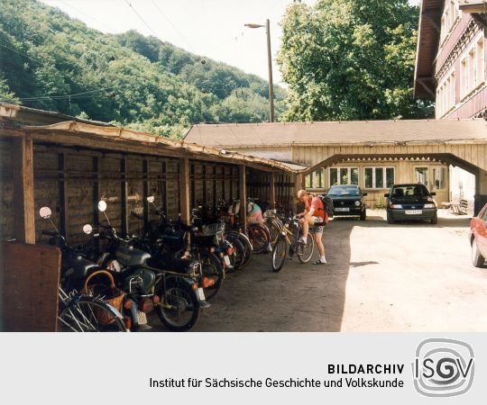 Fahrradschauer am Bahnhof Tharandt