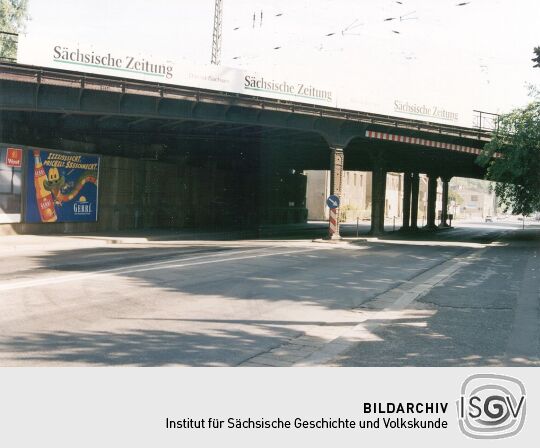 Alte Eisenbahnbrücke an der Dresdner Straße  in Freital