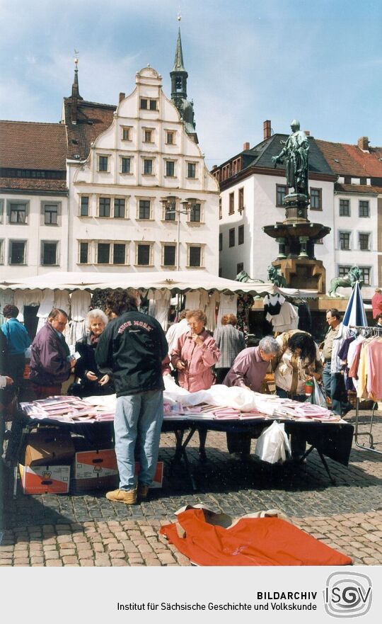 Wochenmarkt auf dem Obermarkt in Freiberg