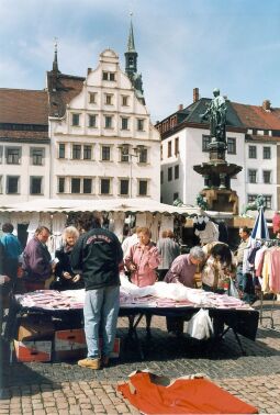 Bild: Wochenmarkt auf dem Obermarkt in Freiberg