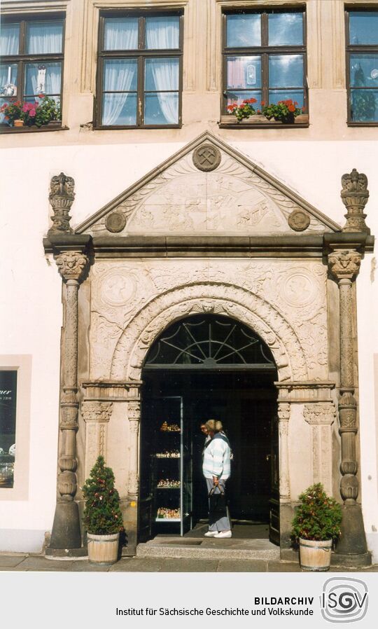 Hausportal  am Obermarkt in Freiberg