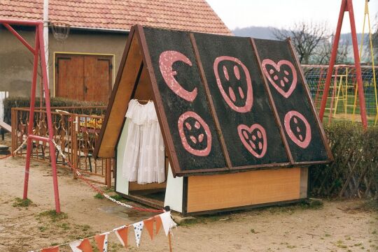 Hexenhaus in einem Kindergarten in Rosenhain