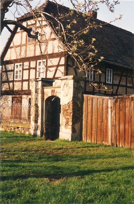 Wohnhaus eines ehemaligen Bauernhofes in Muckern