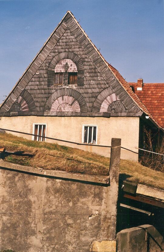 Bauernhof mit Scheunenauffahrt in Wingendorf