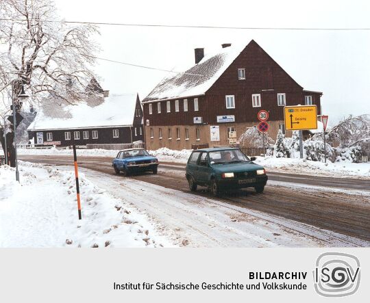 Straße von der Grenze in Zinnwald