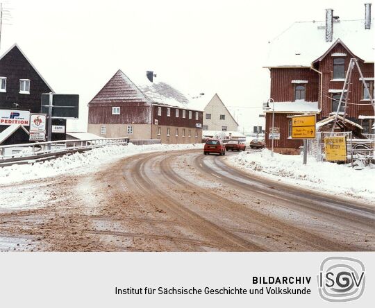 Straße zur Grenze in Zinnwald