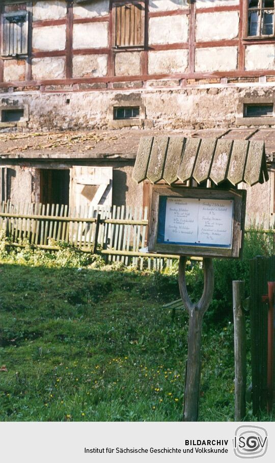 Aushang der Kirchennachrichten in Hennersdorf