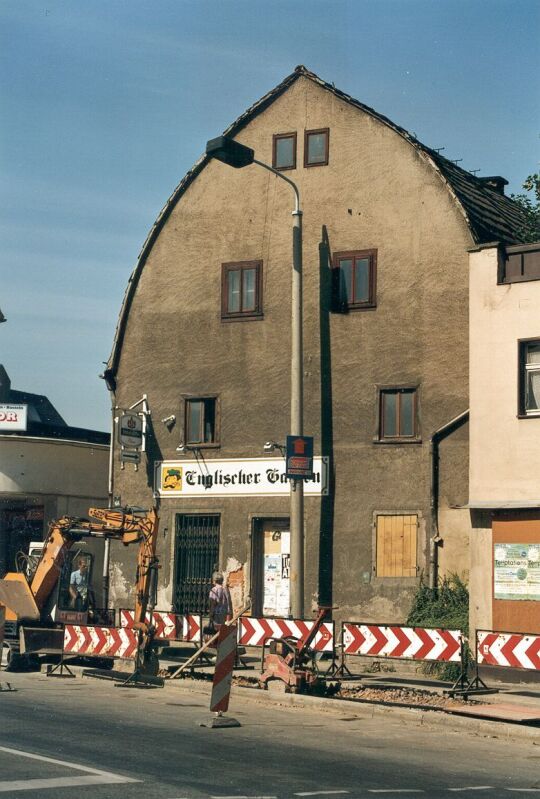Bauarbeiten vor der Gaststätte "Englischer Garten" in Freital