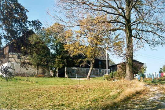 Blick zu einem Bauernhof in Friedersdorf