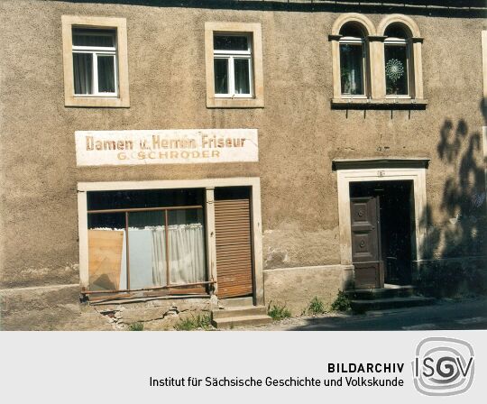 Alte Reklame an einem Geisinger Haus