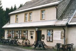 Bild: Gaststätte im Ortsteil Henneberg