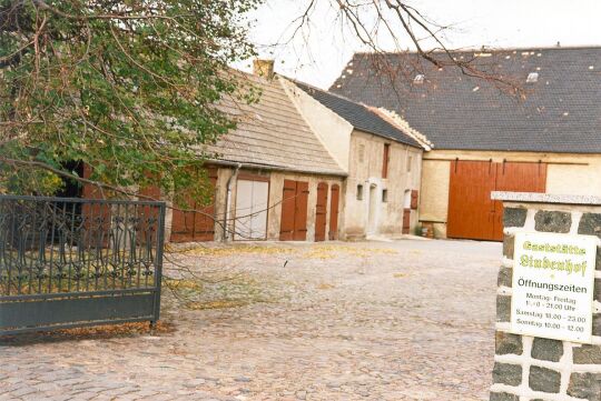 Hof der Gaststätte "Lindenhof" in Döbeltitz