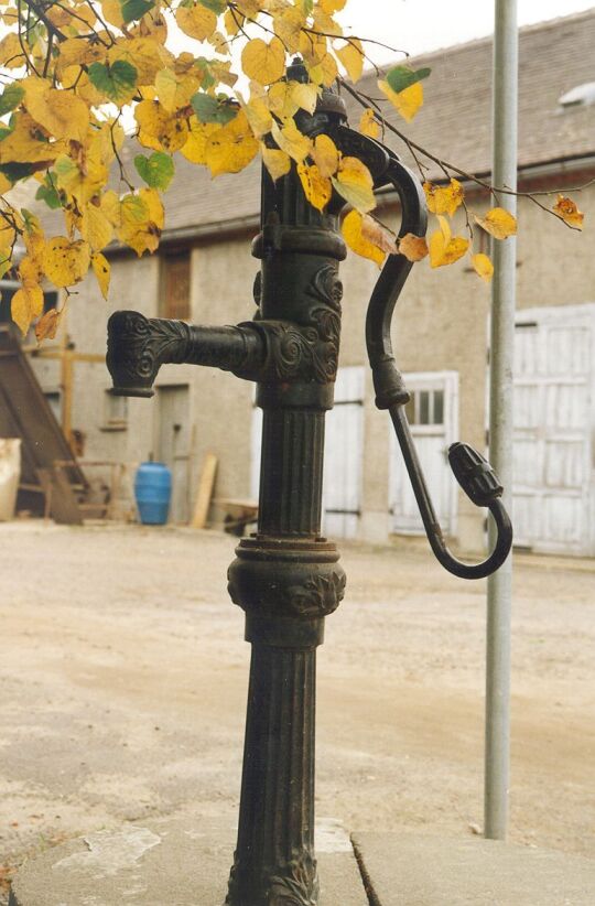 Wasserpumpe an der Cavertitzer Hauptstrasse