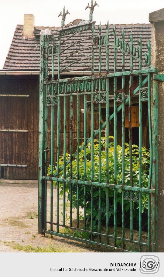 Ehemaliger Bauernhof an der Staupitzer Dorfstrasse