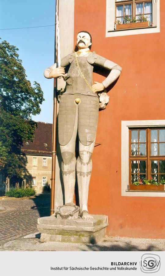 Skulptur des Rolands in Belgern