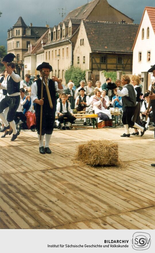 Bauerntanz beim Friedensfest in Radebeul