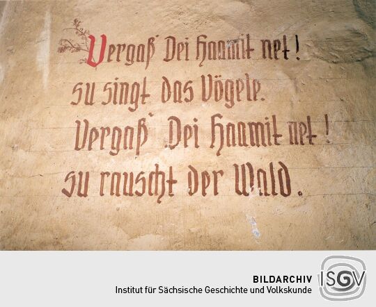 Spruch in einem Treppenhaus in Lauter