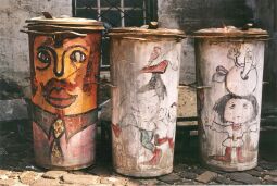 Bild: Bemalte Mülltonnen in Wurzen