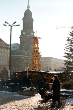 Bild: Striezelmarkt in Dresden