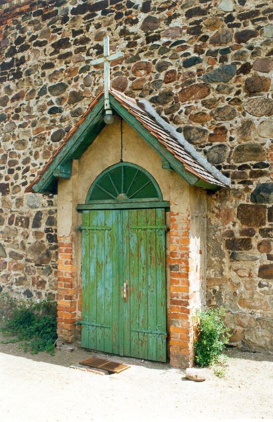 Vorbau an der Kirche in Sausedlitz