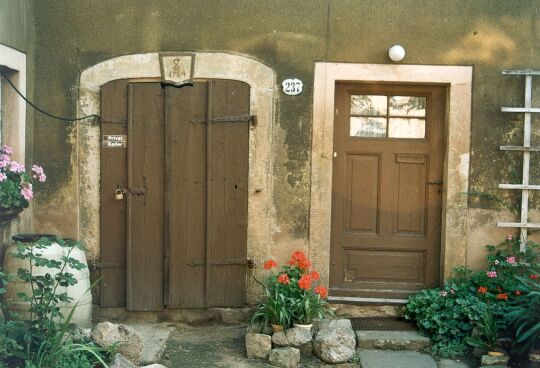 Kellereingang eines Wohnhauses in Niederpoyritz