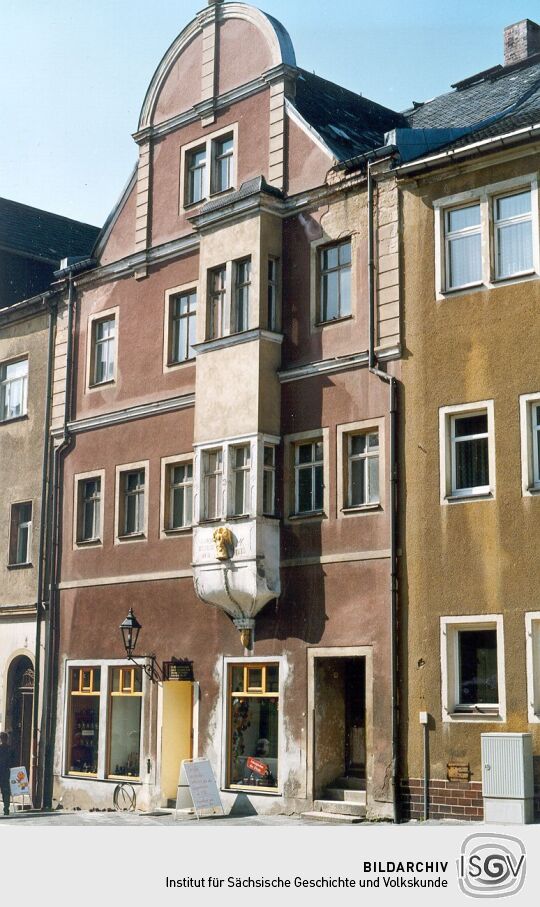 Wohnhaus mit Erker in Schwarzenberg
