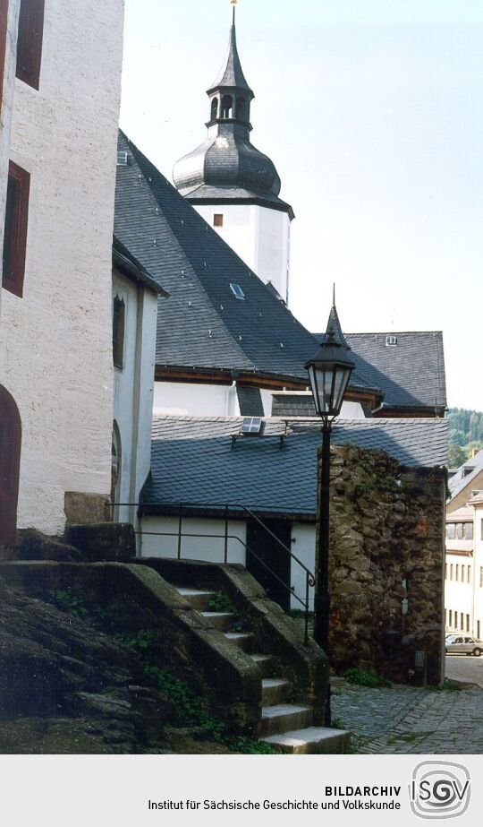 Blick zur Schwarzenberger Kirche