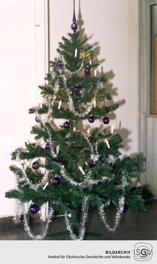 Weihnachtsbaum im Landratsamt in Dippoldiswalde