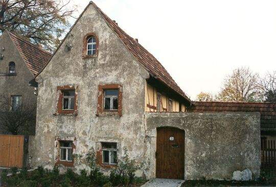 Wohngebäude eines ehemaligen Kleinbauernhofes in Cossebaude