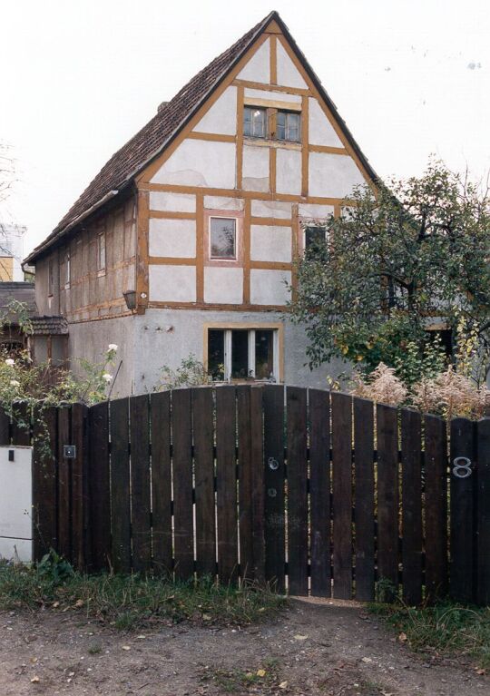 Wohngebäude eines ehemaligen Kleinbauernhofes in Cossebaude