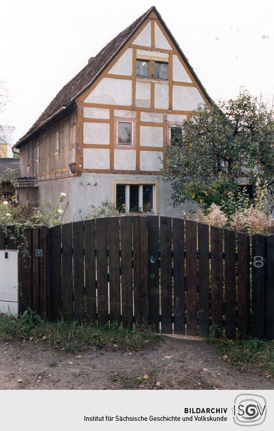 Wohngebäude eines ehemaligen Kleinbauernhofes in Cossebaude