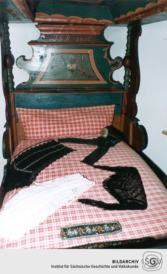 Bauernbett im Heimatmuseum in Rabenau