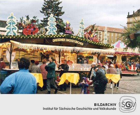 Bäckereiverkaufsstand auf dem Striezelmarkt in Dresden