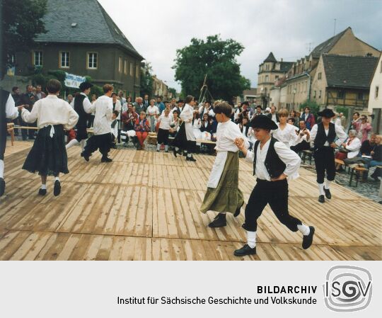 Bauerntanz zum Friedensfest in Radebeul