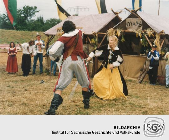 Historische Schau beim Friedensfest in Radebeul