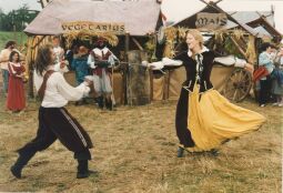 Bild: Fechtvorführung beim Friedensfest in Radebeul