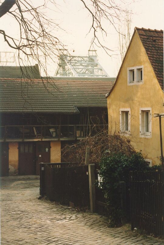 Schuppen mit Laubengang in Loschwitz