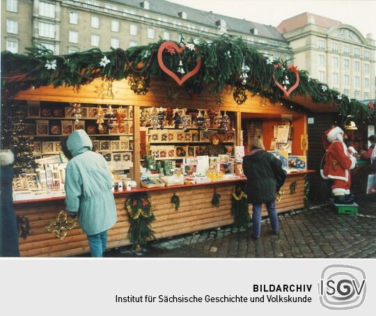 Verkaufsstand auf dem Striezelmarkt in Dresden