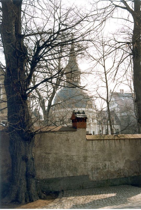 Schloßmauer des Schlosses in Schönfeld