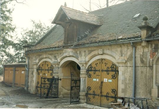 Ehemaliges Kutschenhaus des Schönfelder Schlosses