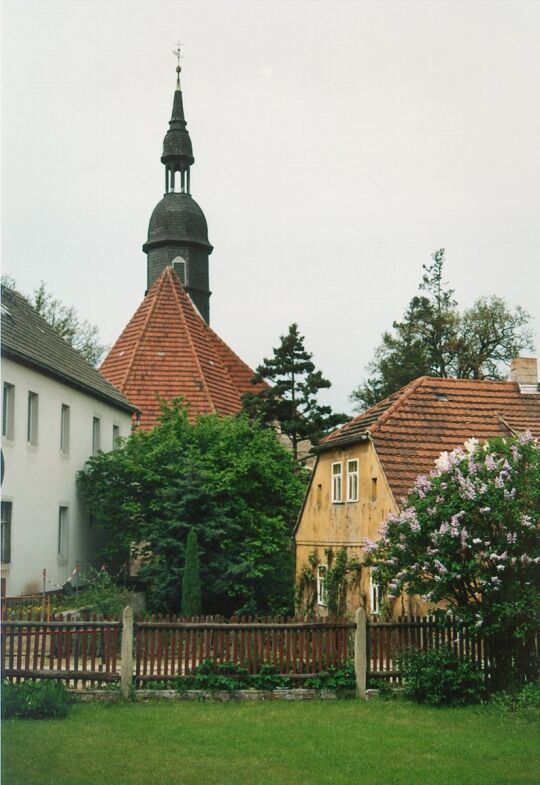 Blick zur Kirche von Frauenhain