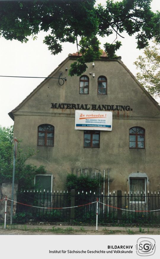 Altes Geschäftsgebäude in Frauenhain