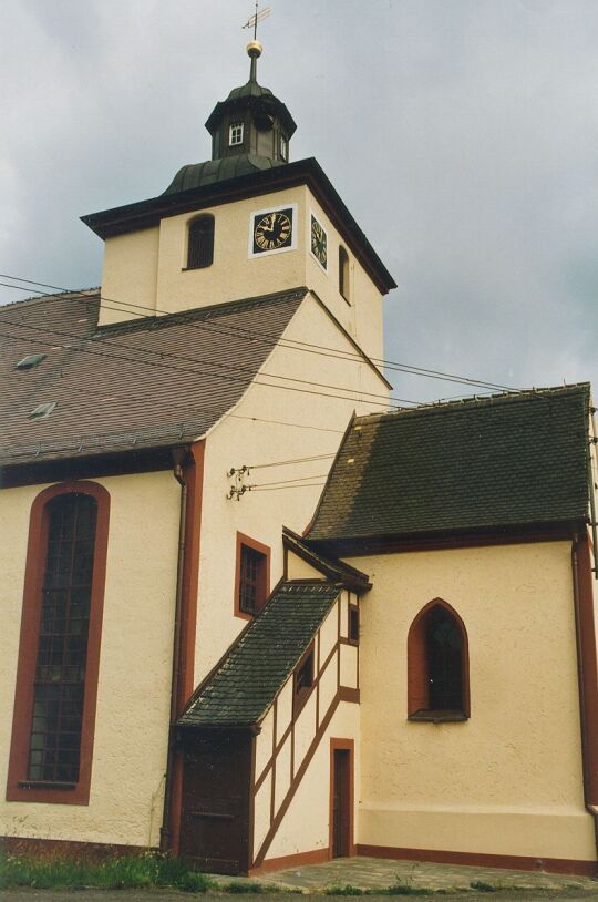 Renovierte Kirche in Auligk