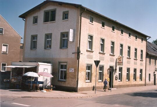 Hotel " Goldener Löwe " an  der Augustusburger Straße in Flöha