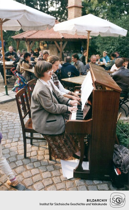 Auf dem Brennofenfest im Omsewitz